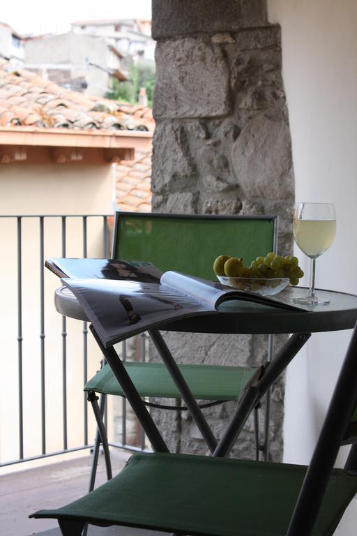Il Lupo Rosso Bed and Breakfast Santu Lussurgiu Rum bild